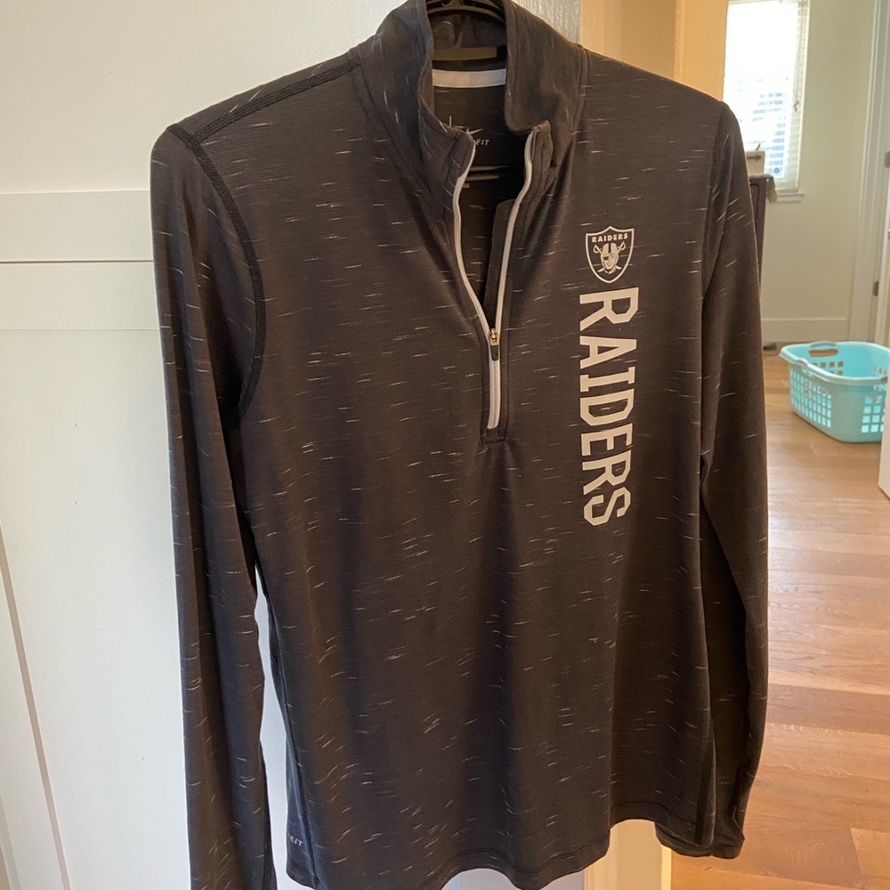 Nike x raiders sweatshirt
